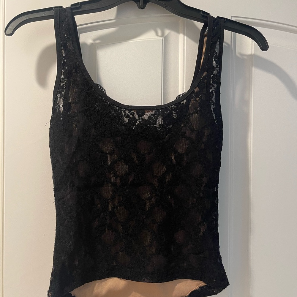Top| black lace on the top and tan color under |